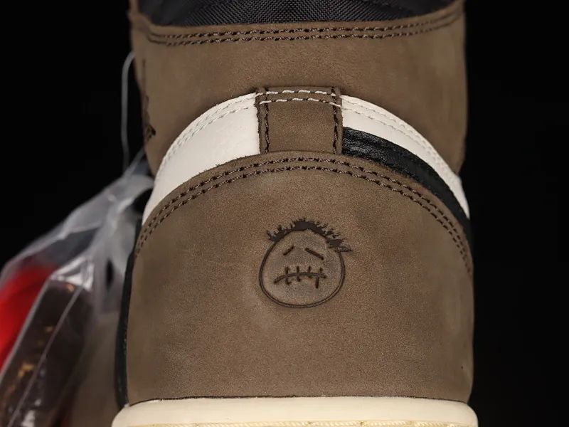 All Categories Air Jordan Jordan Series Basketball Shoes Air Jordan 1 High LW Version Travis Scott x Air Jordan 1 High OG AJ1 Reverse Hook Limited Edition CD4487-100